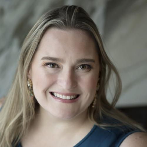 Helen Blake headshot
